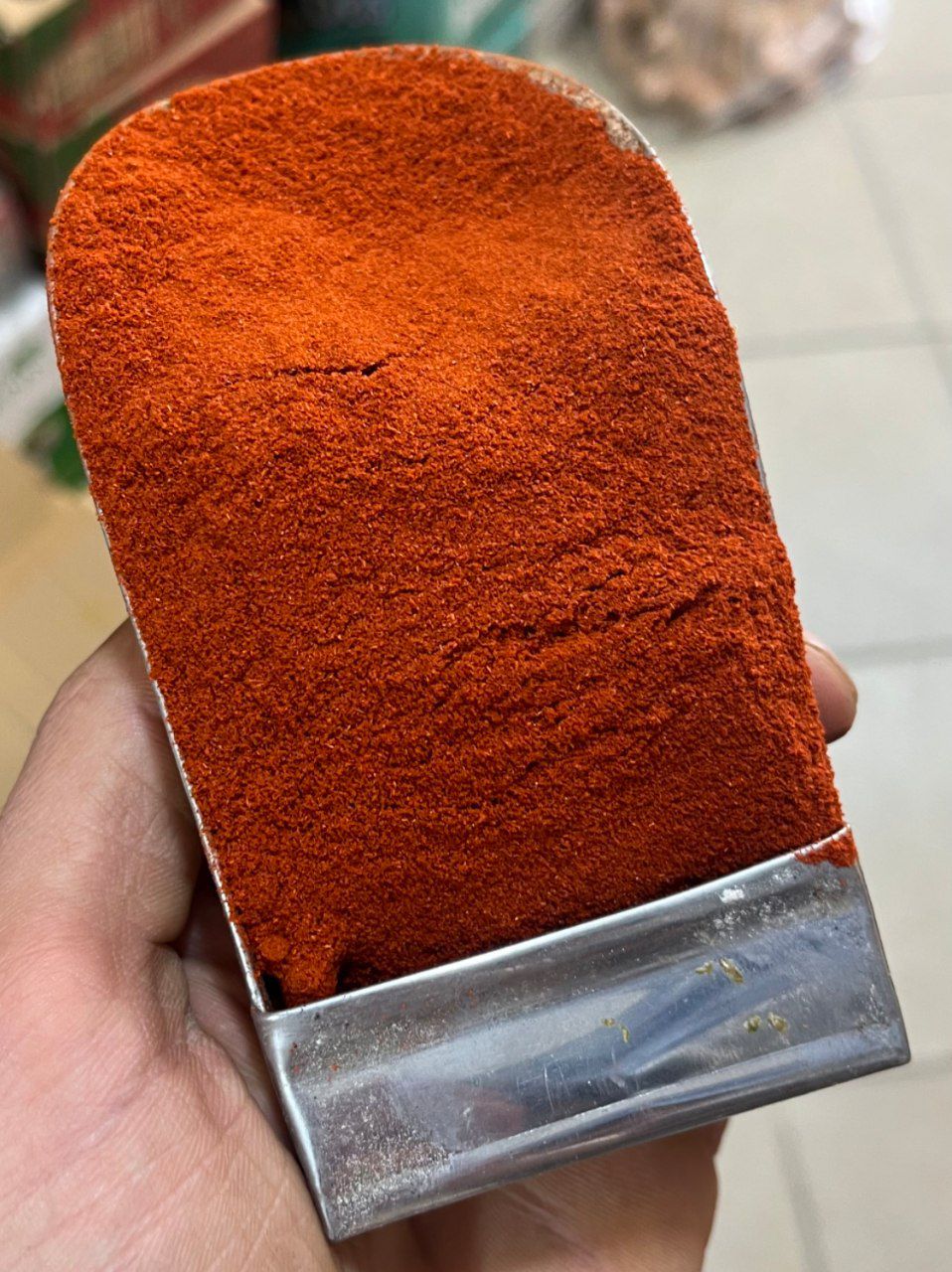 پاپریکا شیرین  خارجی   بسته ۱۰۰گرم